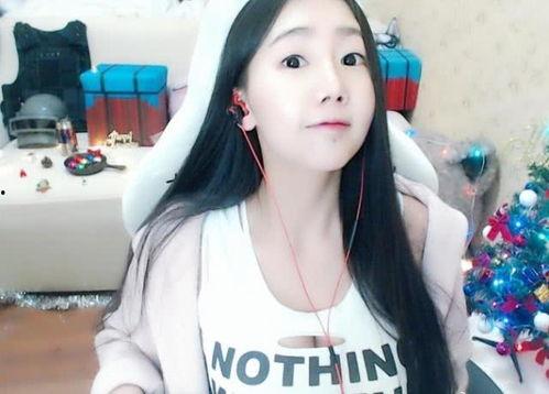 美女主播吃凉瓜,美女主播的夏日清凉美食之旅